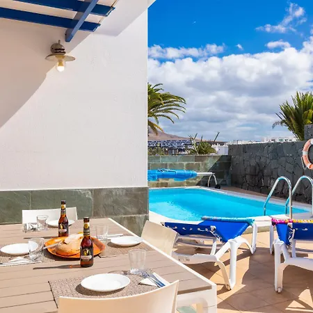 Acomari * Коста Бланка